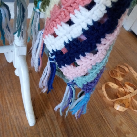 Handmade Granny Crochet Multi Color Rosanne Prairie 90s Throw Blanket 66"x48” - Picture 4 of 4